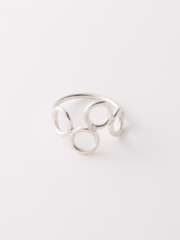 カレンシルバー 4連サークル リング(3サイズ) TGSR-2294 ★