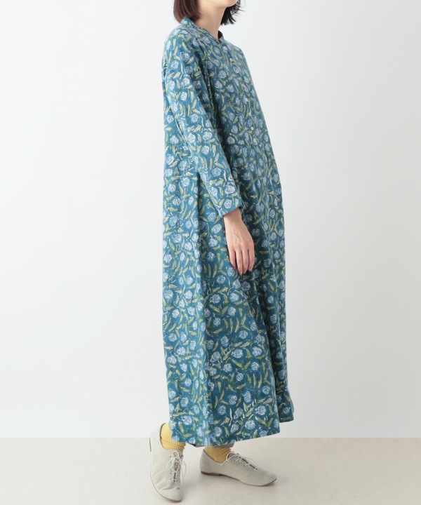 IROIROブロックプリント起毛コットン前開ワンピース 25W043