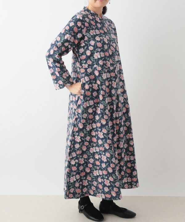 IROIROブロックプリント起毛コットン前開ワンピース 25W043