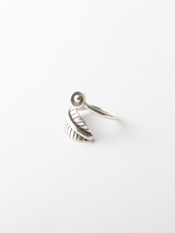 カレンシルバー リーフロール リング（フリーサイズ） 調整可 TGSR-2295 ★