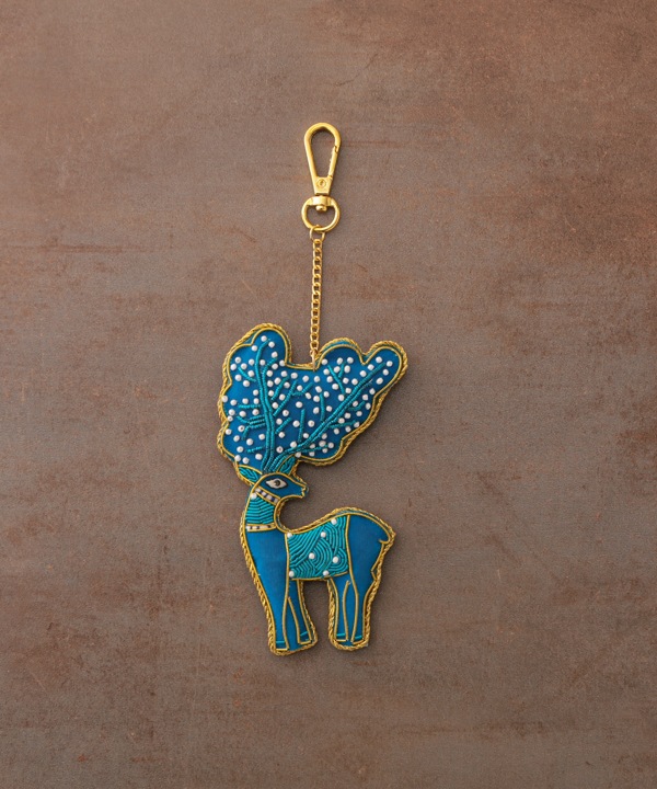 ザリ刺繍 ゴンド・アート シカ バッグチャーム（キーホルダー）  M21-2485