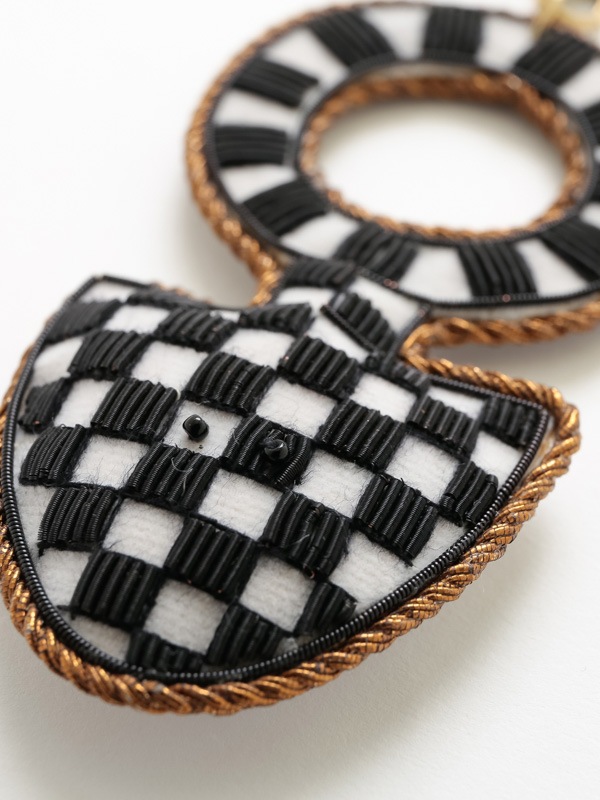 ザリ刺繍 アフリカンデザインナファナ族 バッグチャーム（キーホルダー） M21-2144B