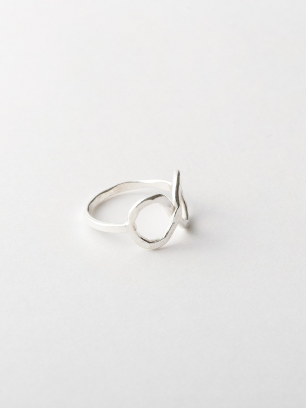 カレンシルバー インフィニティ リング TGSR-2297 ★