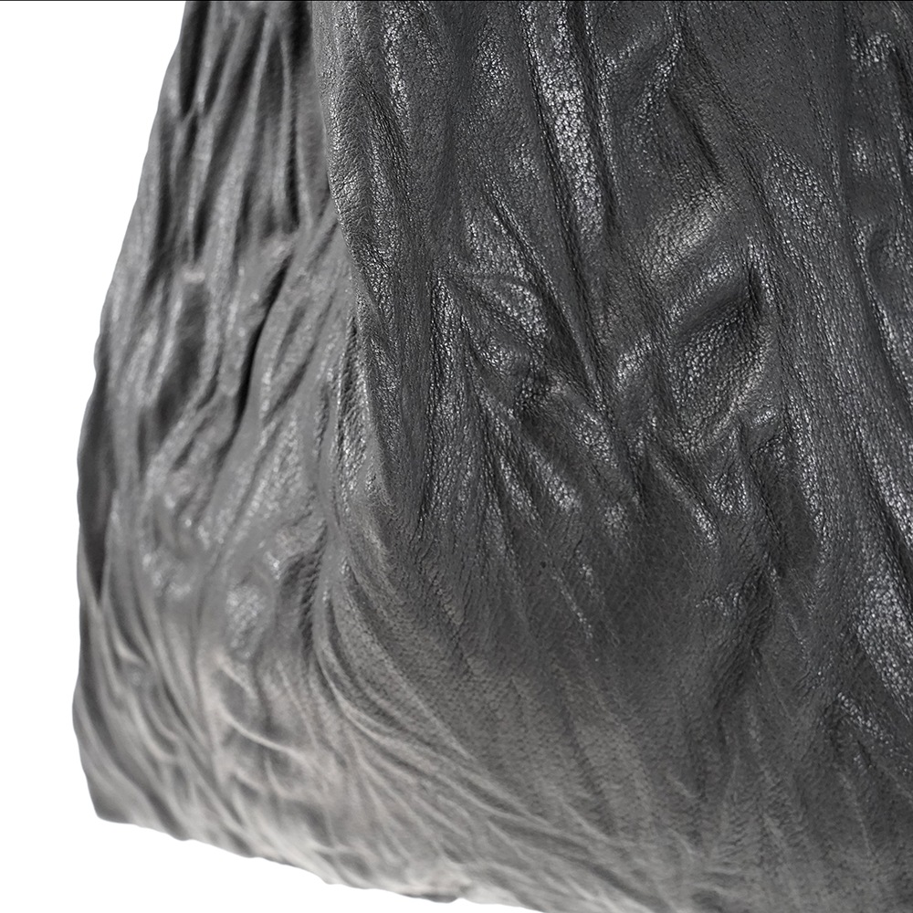 �ڼ���������_Ǽ��1����ͽ��ۿ���Ƥ�����פΥ���åԥ󥰥Хå� �֥�å� / T25701 Black