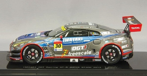 エブロ　スーパー GT　300 　イワサキ　OGT レーシング GT-R Amazon | エブロ 1/43 IWASAKI OGT Racing GT-R SUPER GT300