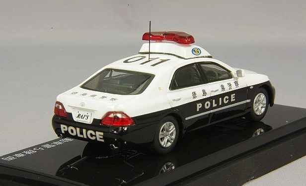 レイズ　rai's クラウン 200系 神奈川県警察 所轄署 地域警ら車両 レイズ rai's クラウン 200系 神奈川県警察 所轄署 地域警ら車両