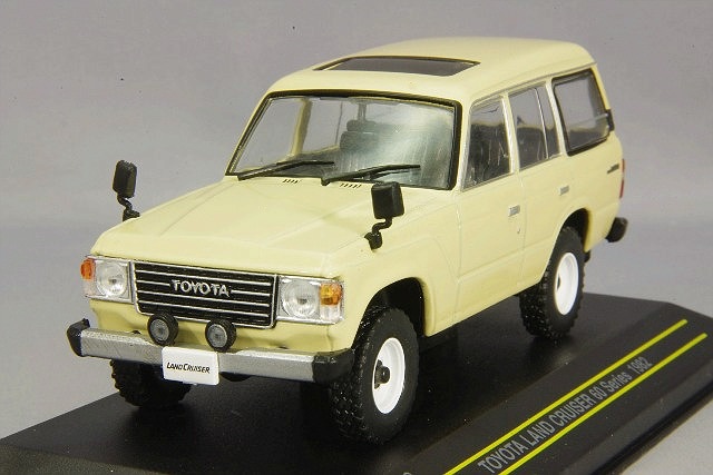 First43 1/43 トヨタ ランドクルーザー 60系 1982 ベージュ | すべての