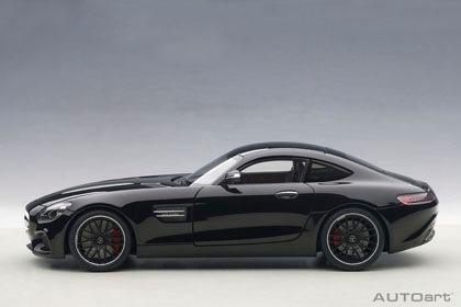 オートアート コンポジット 1/18 メルセデス・AMG GT S ブラック 