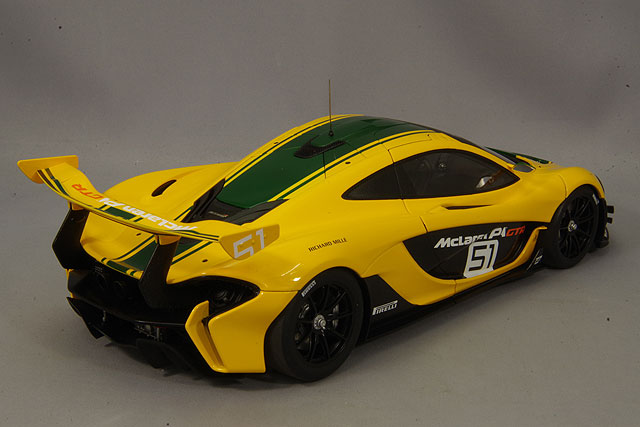 オートアート1/18 マクラーレン P1 GTR イエロー/グリーン | すべての
