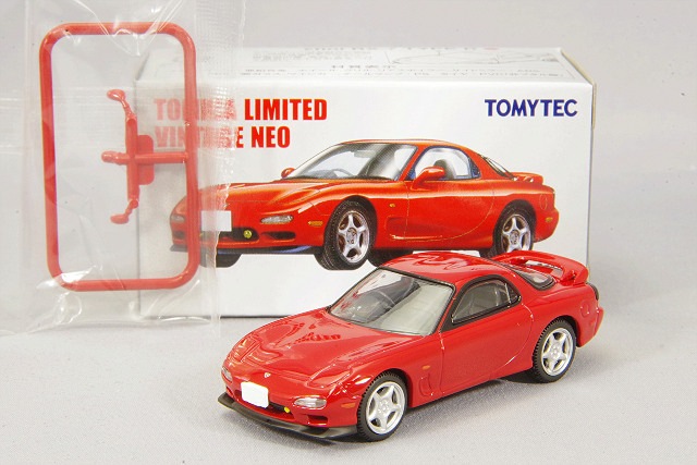トミカリミテッドヴィンテージ NEO 1/64 日本車の時代 Vol.13