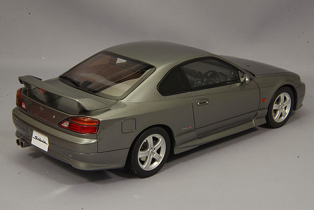 オットー 1/18 日産 シルビア スペックR S15 ダークシルバー