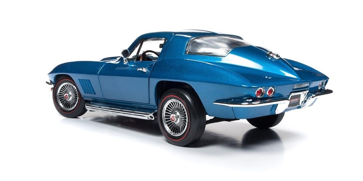 アメリカンマッスル製 1967年 シボレー コルベット　クーペ 1/18　(5) アメリカンマッスル 1/18 1967 シボレー コルベット クーペ ブルー
