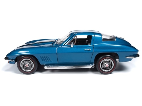 アメリカンマッスル 1/18 1967 シボレー コルベット クーペ ブルー