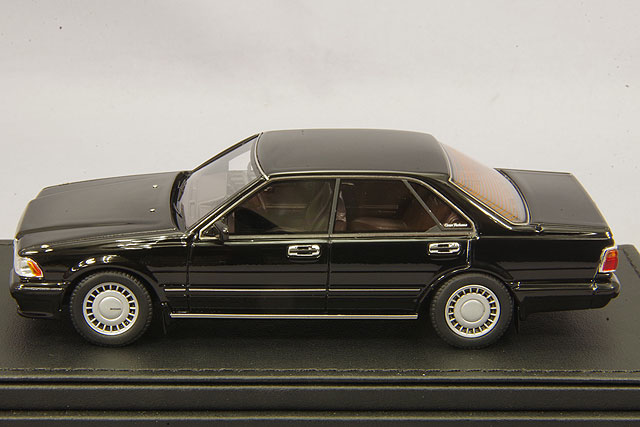イグニッションモデル 1/43 日産　セドリック　シーマ　Y31 ブラック Amazon | イグニッションモデル 1/43 ニッサンセドリック シーマ