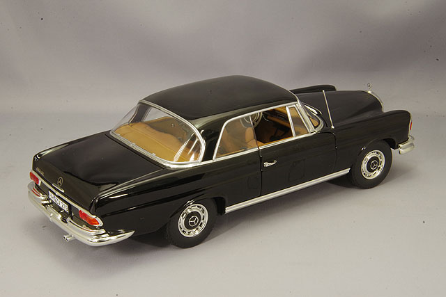 ノレブ 1/18 メルセデスベンツ 280 SE クーペ 1969 ブラック