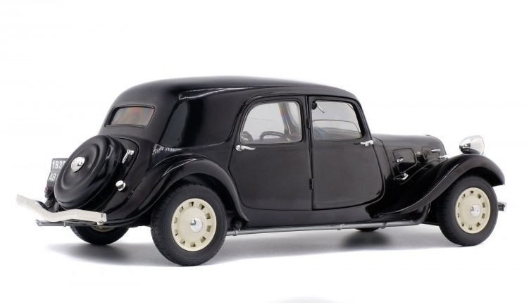 ソリド 1/18 シトロエン トラクション 11CV ブラック | すべての商品