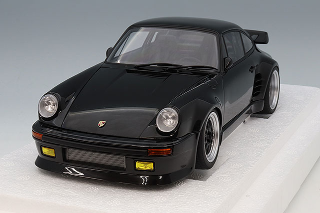 オートアート 1/18 ポルシェ 911 (930) ターボ 