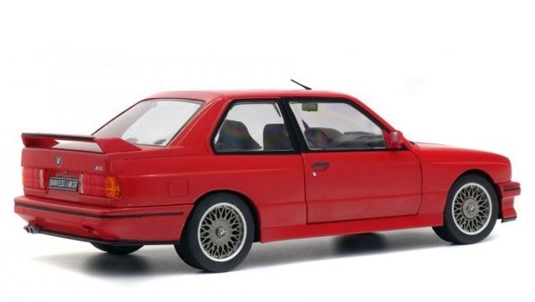 SOLIDO ソリド　1/18 BMW BMW E30 ミニカー SOLIDO 1/18 1990 BMW M3 E30 Yokohama: Diecast Toy Car with