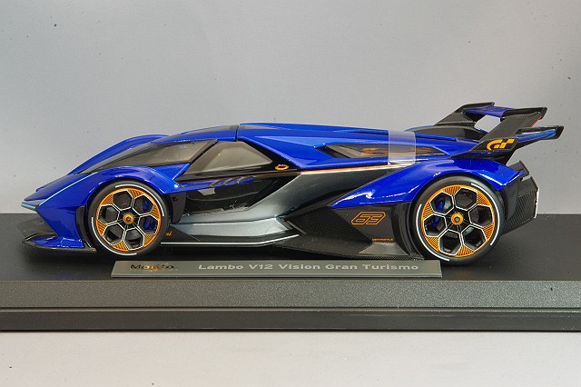マイスト 1/18 ランボルギーニ V12 ビジョン グランツーリスモ
