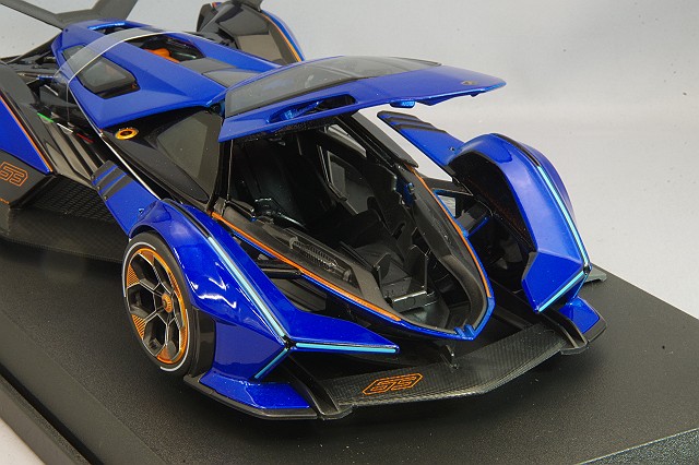 品質が完璧 奉仕品 ビジョン V12 ランボルギーニ 1/18 マイスト ミニカー