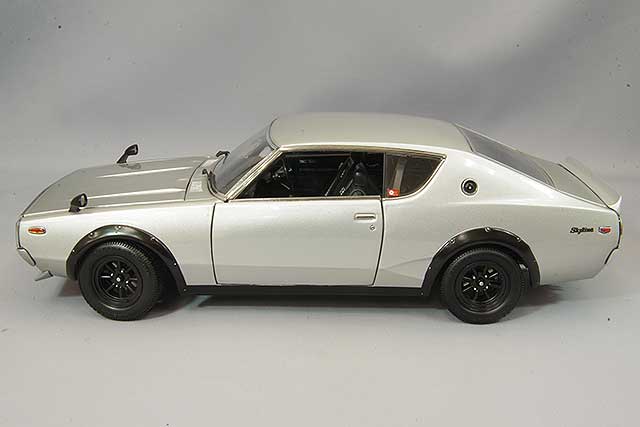 京商 1/18 スカイラインGTR(KPGC110)シルバー KYOSHO】1/18 NISSAN