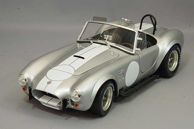 ミニカー　1/18 COBRA 427 SC BELLCO社製 コブラ　　レア Amazon.com: Shelby Cobra 427 S/C Dark Blue Metallic with