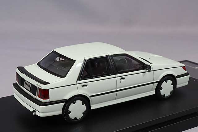 ハイストーリー 1/43 いすゞ ジェミニ ターボ (1988) カスタマイズ