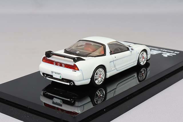 One Model 1:18 Honda NSX-R (NA2) Keiichi Tsuchiya Edition