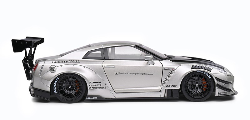 ソリド 1/18 日産 GT-R R35 LB-WORKS 2020 シルバー | すべての