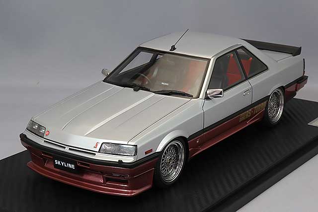 奉仕品 イグニッションモデル 1/18 日産 スカイライン 2000 RS-X