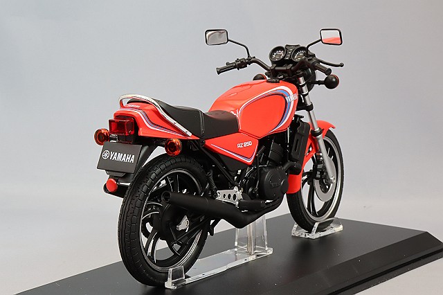 アオシマ スカイネット 1/12 ヤマハ RZ250 YSPカラー | アオシマ