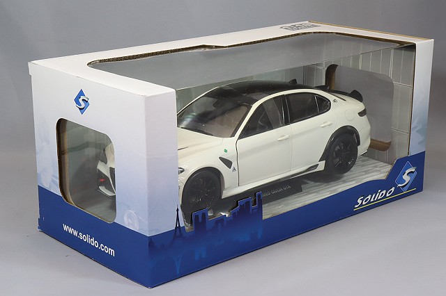 ソリド 1/18 アルファロメオ ジュリア GTA 2022 ホワイト | すべての