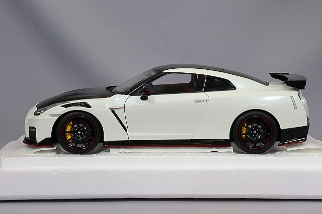 オートアート 1/18 日産 GT-R (R35) ニスモ スペシャル