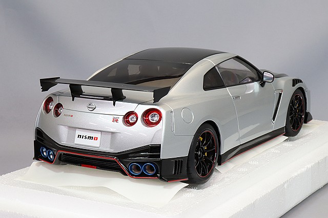 オートアート 1/18 日産 GT-R (R35) ニスモ スペシャル