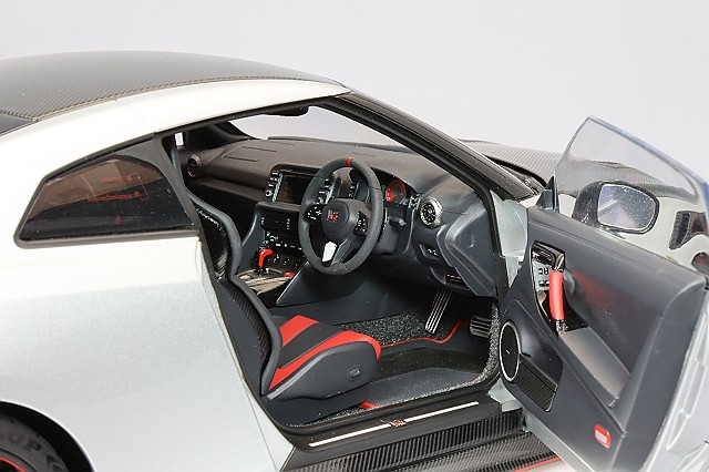 オートアート 日産 GTR R35 ニスモ ミニカー Amazon | オートアート (AUTOart) 1/18 日産 GT-R (R35) ニスモ