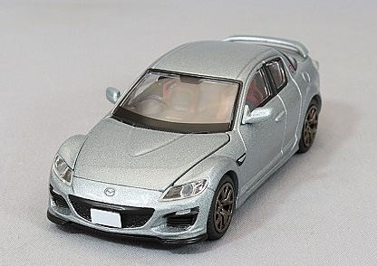 ミニカー  ヴィンテージ LV-N フェラーリ GTO（黄） / Ferrari GTO (Yellow) | 製品を