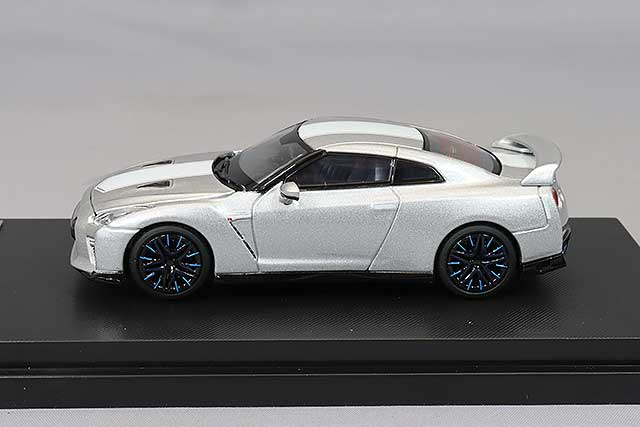 モーターヘリックス 1/64 日産 スカイライン GT-R R35 カスタム モーターヘリックス 1/64 日産 スカイライン GT-R R35 カスタム