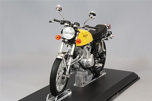 アオシマ スカイネット 1/12 ホンダ CB400FOUR パラキートイエロー