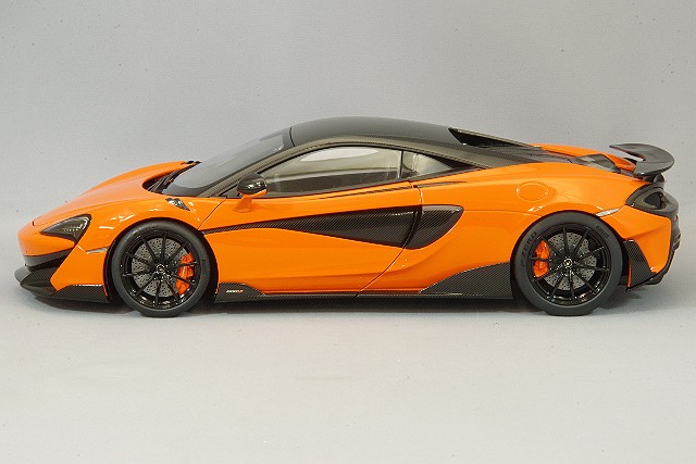 オートアート 1/18 マクラーレン 600LT オレンジ/カーボンルーフ
