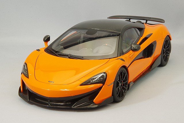 オートアート 1/18 マクラーレン 600LT オレンジ/カーボンルーフ