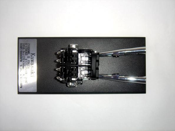 ミニカー WIT'S Kawasaki KZ1000MK.II Engine Wit's 1/12 Kawasaki KZ1000 Mk.Ⅱ Engine | すべての商品