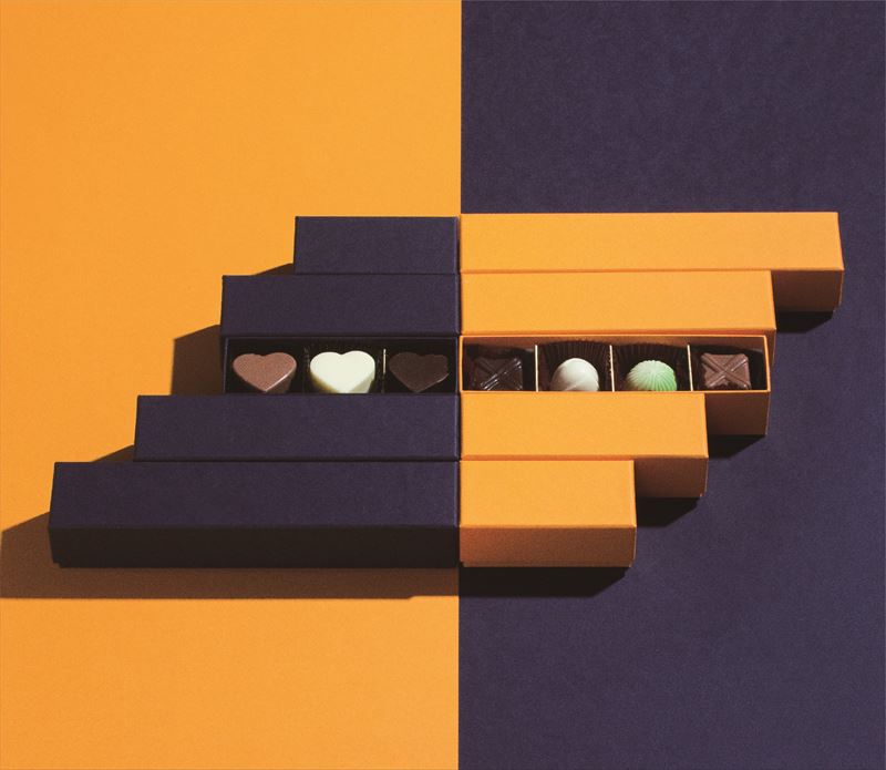 チョコ箱 フェザー スリム（5仕切）【1セット200個入】 | チョコレート