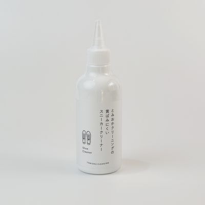 とみおかクリーニングの黄ばみにくいスニーカークリーナー