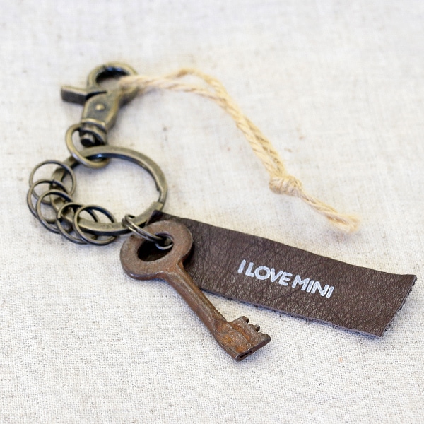アンティークキー付きMINIキーホルダー(インドの古い鍵2)