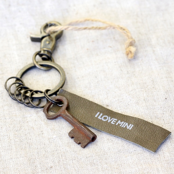 アンティークキー付きMINIキーホルダー(インドの古い鍵3)