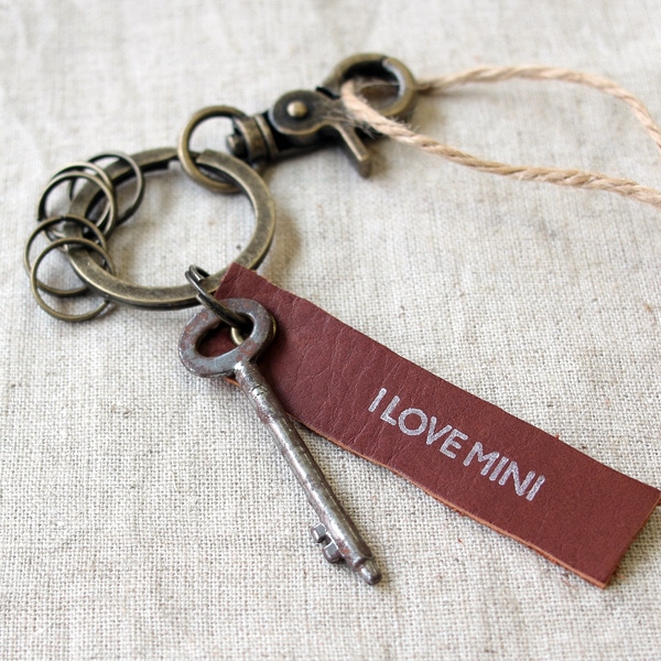 アンティークキー付きMINIキーホルダー(イギリスの古い鍵9)
