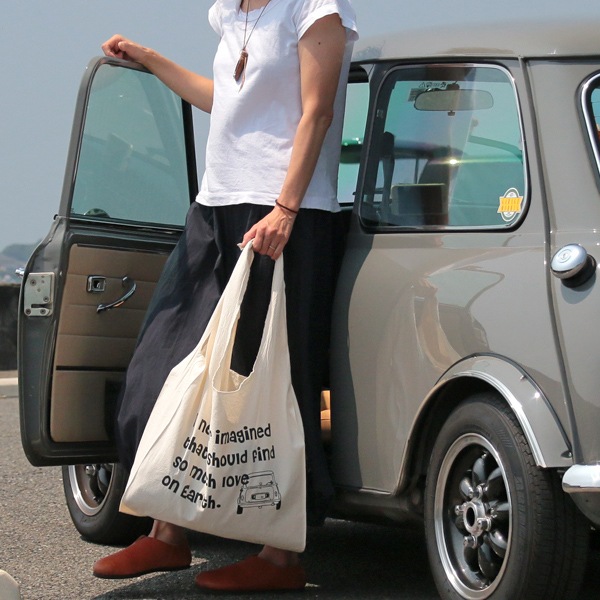 エコバッグ(折りたたみ)-おしゃれで人気の手染めエコバッグ「Vicky & Mini Estate BAG」(Old English White)