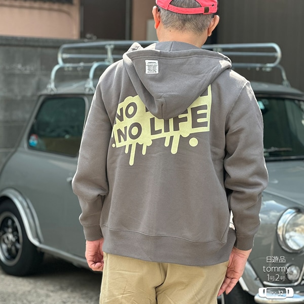 NO MINI NO LIFE ジップアップ パーカー