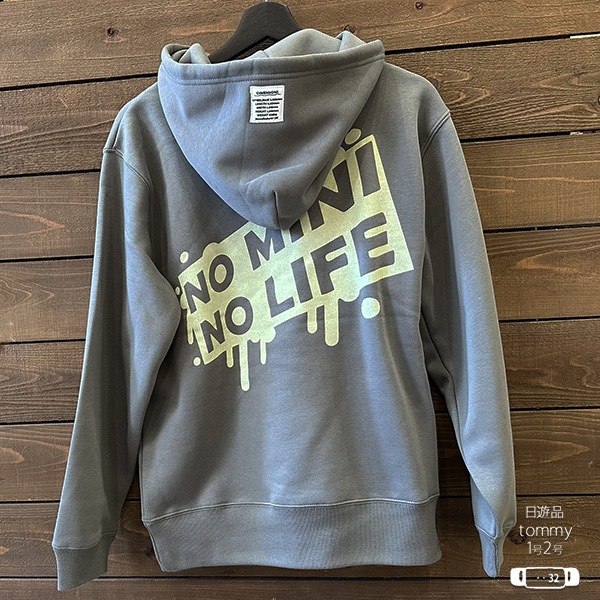 NO MINI NO LIFE ジップアップ パーカー