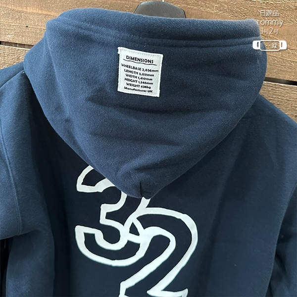 32オタクパーカー